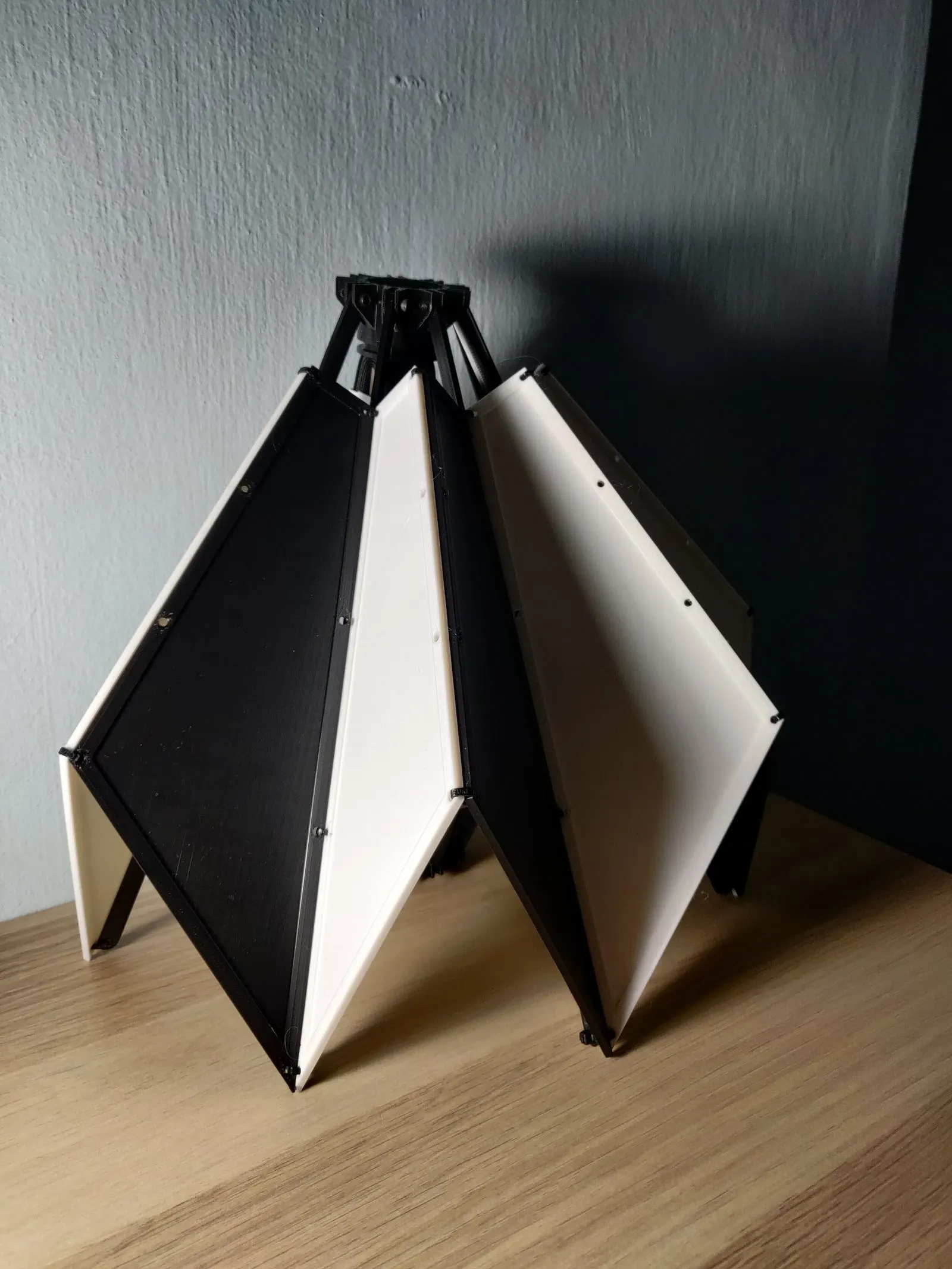 Collapsible Shelter